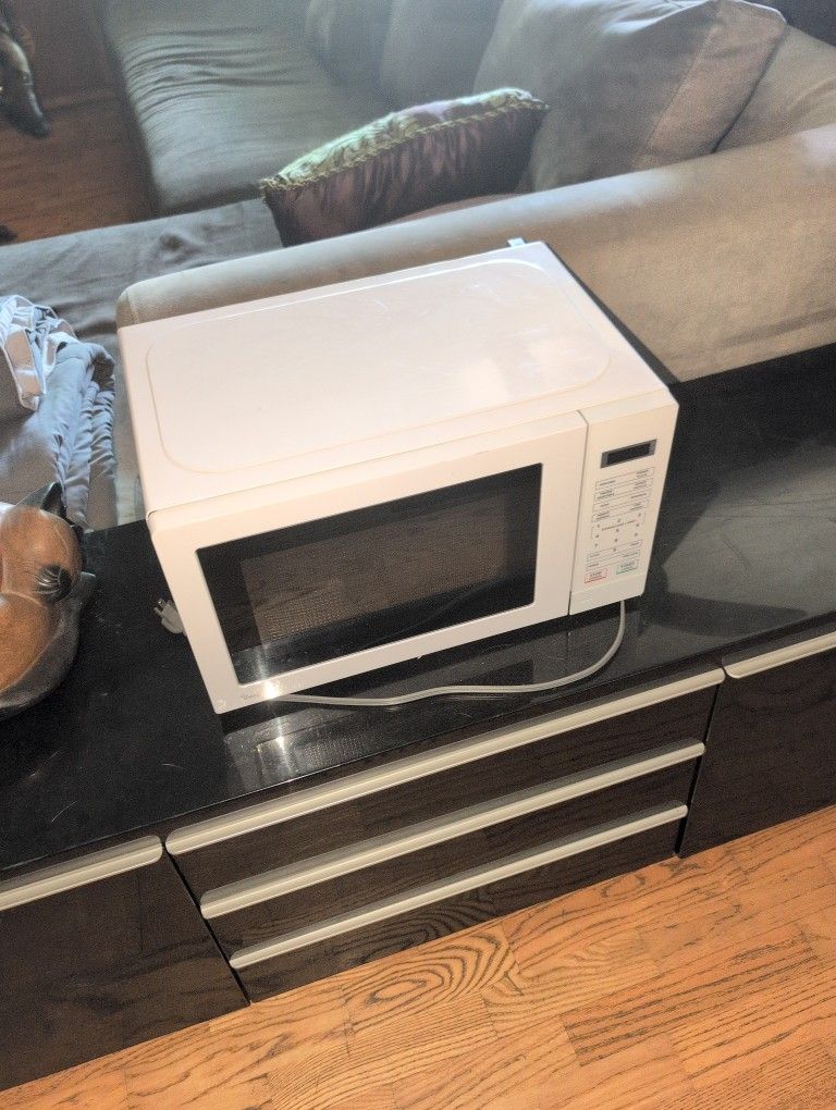 Magic Chef Microwave