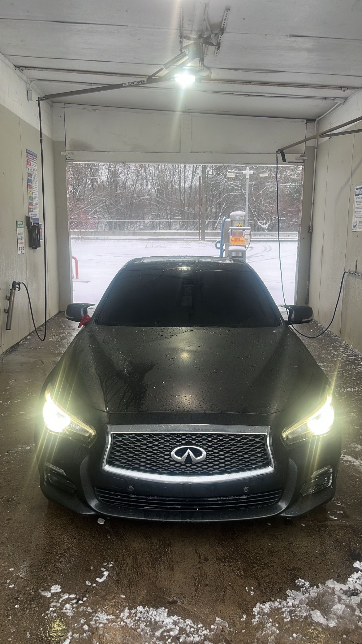 2015 Infiniti Q50