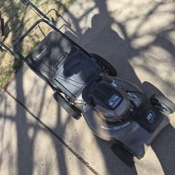 Craftsman High Wheel Self Propelled Mower, Lawnmower 