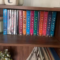 Friends, How I Met Your Mother, The Notebook DVDs