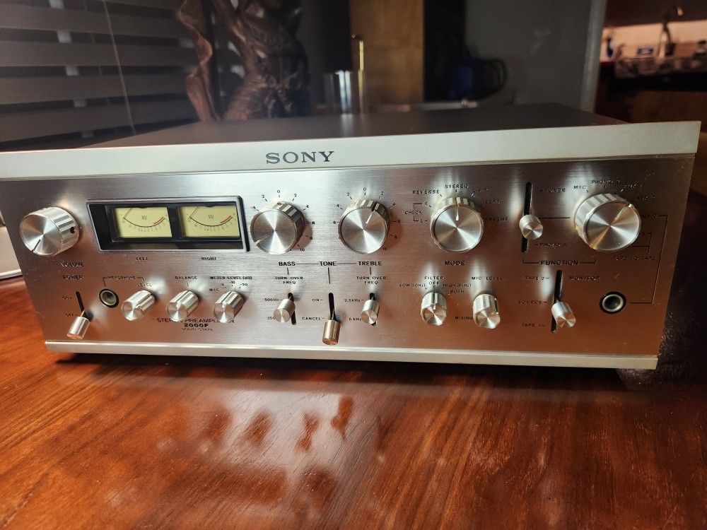 SONY PRE-AMPLIFIER