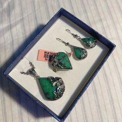 JEWELRY SET  / 2024 LUCKY COLOR OF THE YEAR