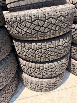 275/65r18 Goodyear tires en Excelentes Conditiones de Vida las 4