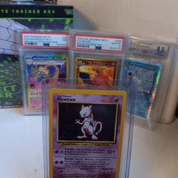 Mewtwo Base Set 10/102