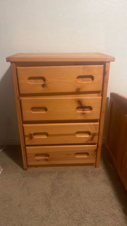 Full size bed frame, headboard, footboard & dresser