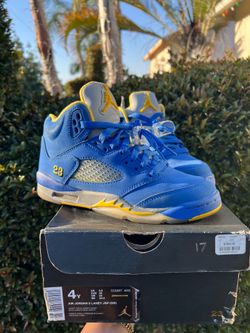 Air Jordan 5 Laney , Worn twice , like New ! Size 4y