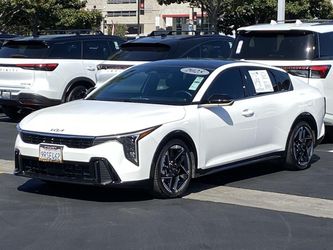 2025 Kia K4