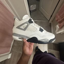 Jordan WC4 2025 Size 10.5 DS 