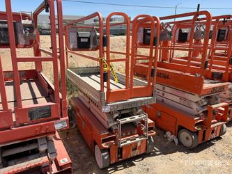 2017 Snorkel S3215L Electric Scissor Lift
