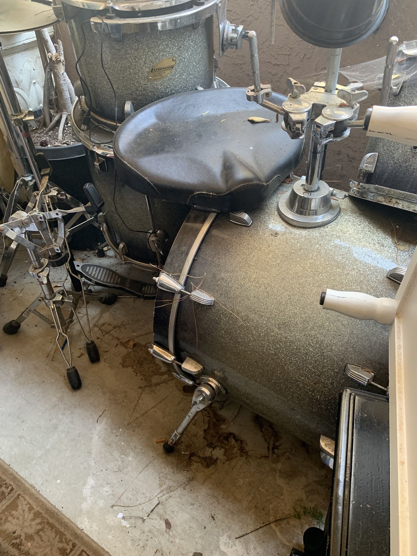 Ludwig Silver Sparkle kit Drum