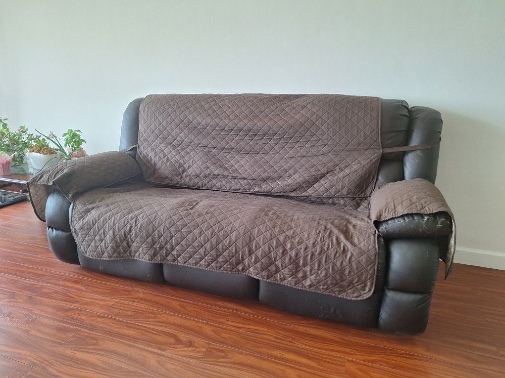 Reclining Sofa