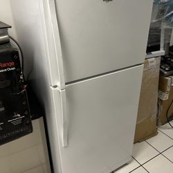 Whirlpool Top Freezer Fridge 