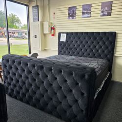 BED FRAME KING OR QUEEN TV LIFT🚚WE DELIVER🚚