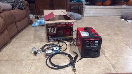 180 hd welder brand new never been used comes with all peices