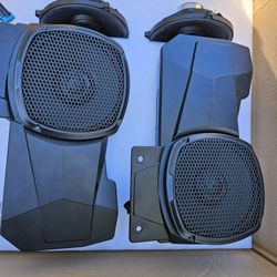 Polaris Razor Speakers