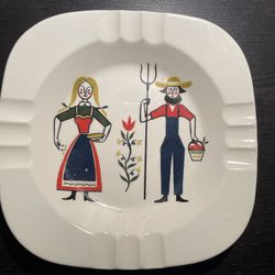 Rare.. 1950’s ashtray. Homer Laughlin.  #D53N8 30.00