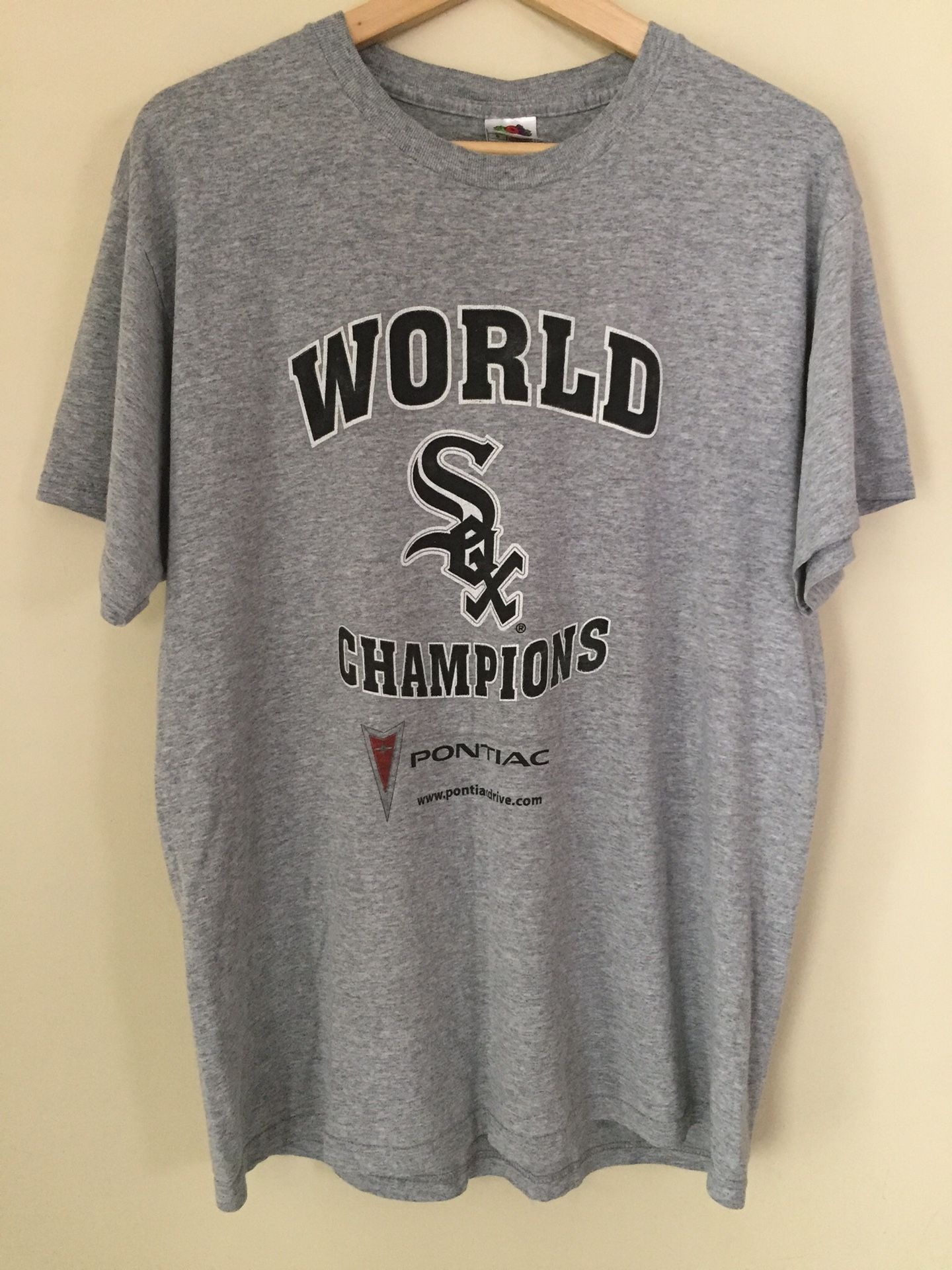 Men’s Large 2005 Chicago White Sox World Champions Grey T Shirt