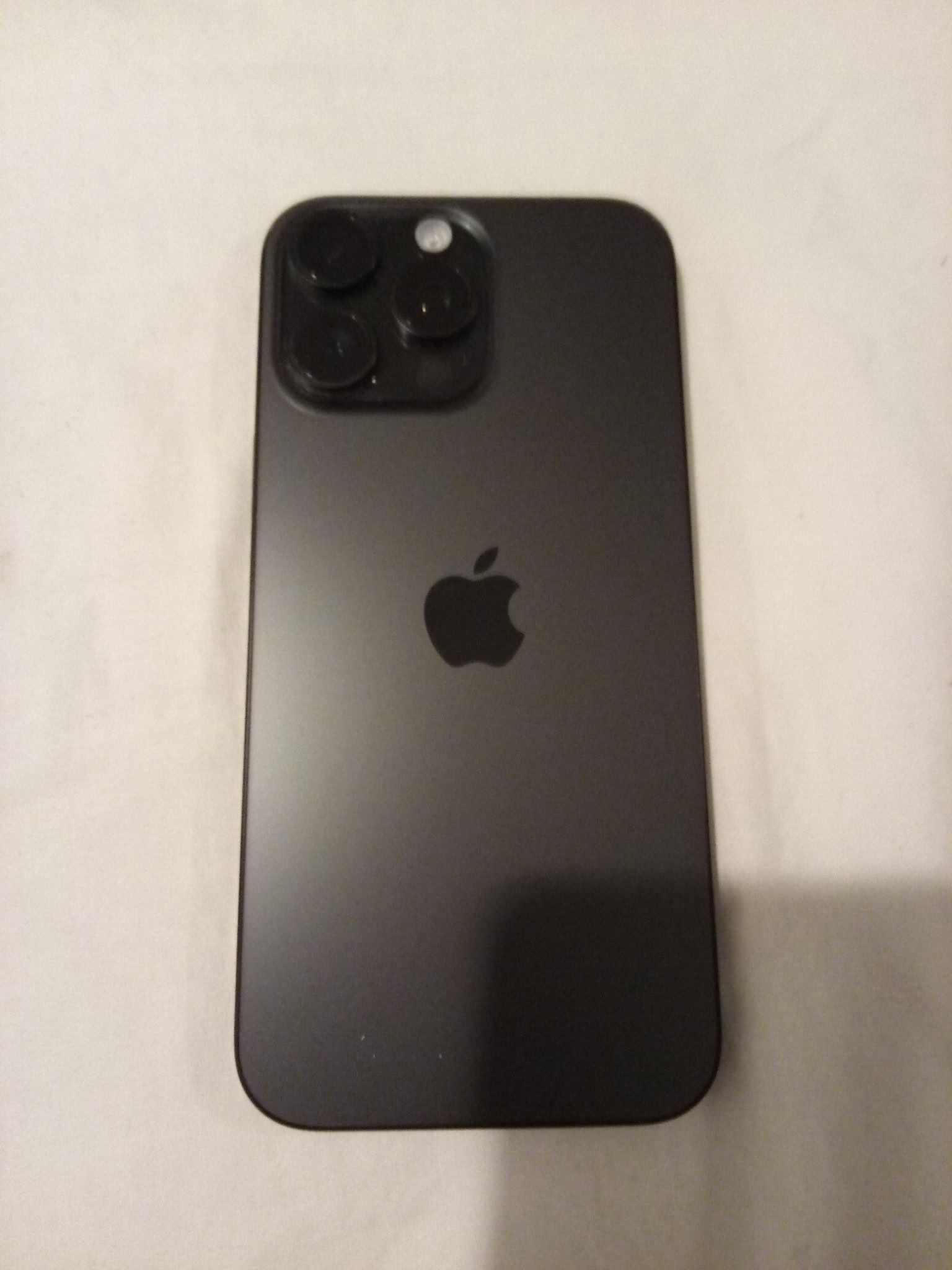 iPhone 16 Pro Max 256gb. Practically Brand New Barely Used! $750