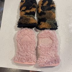 Never worn North face Mittens