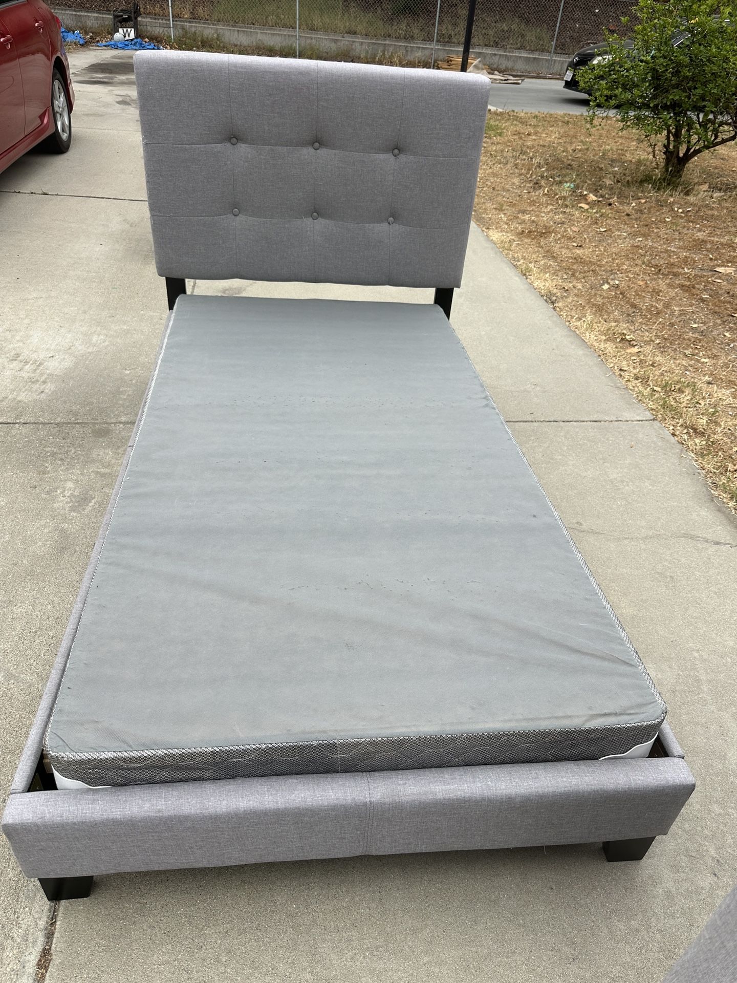 Twin Bed frame And Box Spring