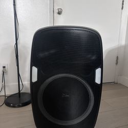 Altec Lansing SoundRover Bluetooth Party Speaker