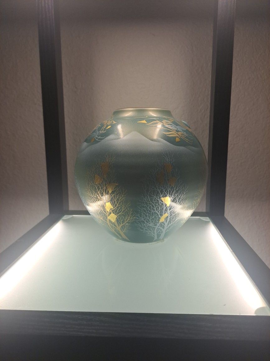 Golden Tree Kutani Japanese Flower Vase