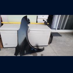 2014 - 2022 CADILLAC XT5 RIGHT FENDER PASSENGER SIDE GENUINE USED OEM. Y13