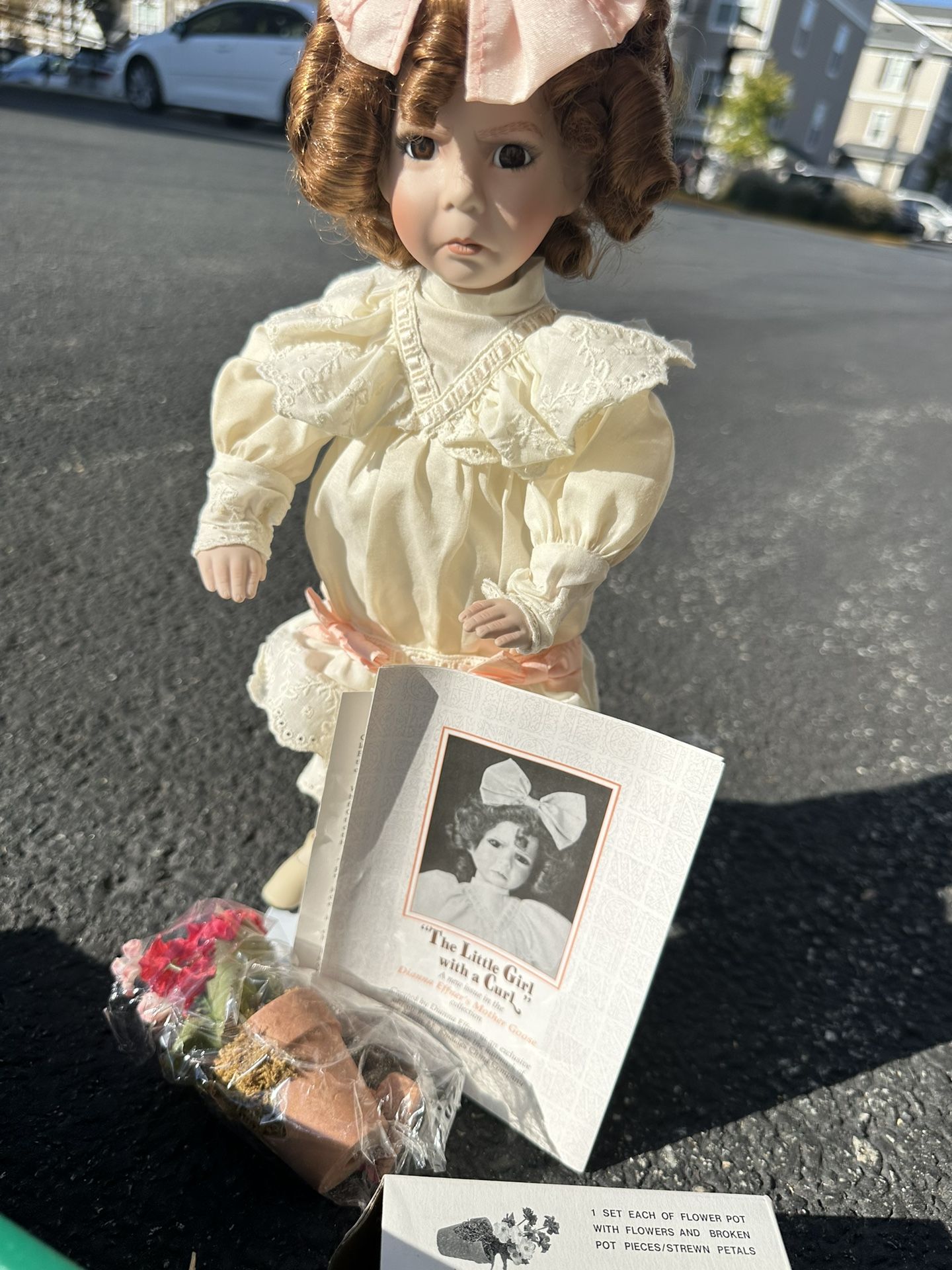 Porcelain Dolls With Certifications 