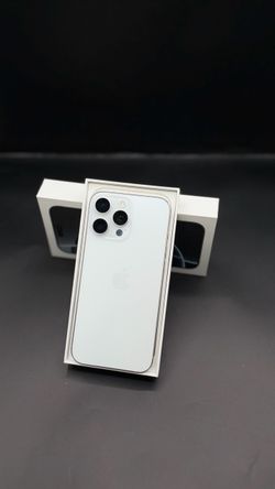 📱 iPhone 16 Pro Max – 256GB – White 🤍