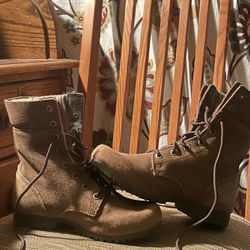 Work Boots Size 7