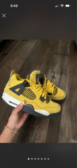 Air Jordan 4 Retro GS 'Lightning' 2021 size 3.5