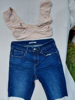 Chic Bikini Top with Levi's cut offs size small
