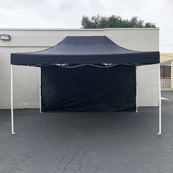 New in Box $145 Heavy Duty 10x15 FT Canopy with (1 Sidewall) EZ PopUp Party Tent w/ Carry Bag (White, Black) 