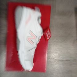 New Balance Size 7 Women 