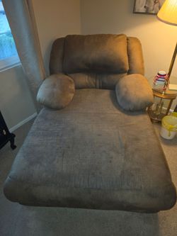 Lounge Chair