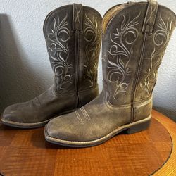 Women’s Boots