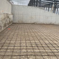 Se Acen Trabajar De Amarrar Varilla Pier Cálamos Pisos  Etc.