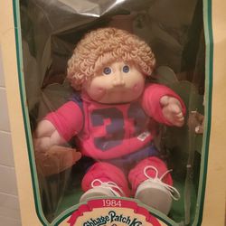 Cabbage patch doll 1984 brand new steel and box