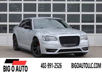 2019 Chrysler 300