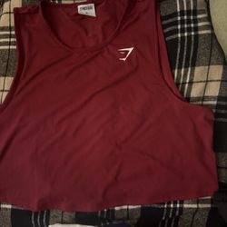 Burgundy  GYMSHARK top