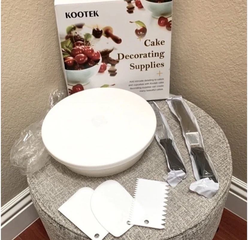 Cake Decorating Supplies