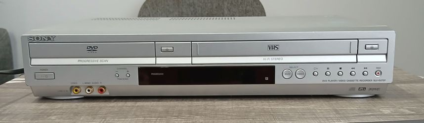 Toshiba DVD VCR Combo Player VHS Recorder. SD-V392SU2. No Remote. Tested.
