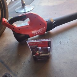 Milwaukee Blower With Battery New