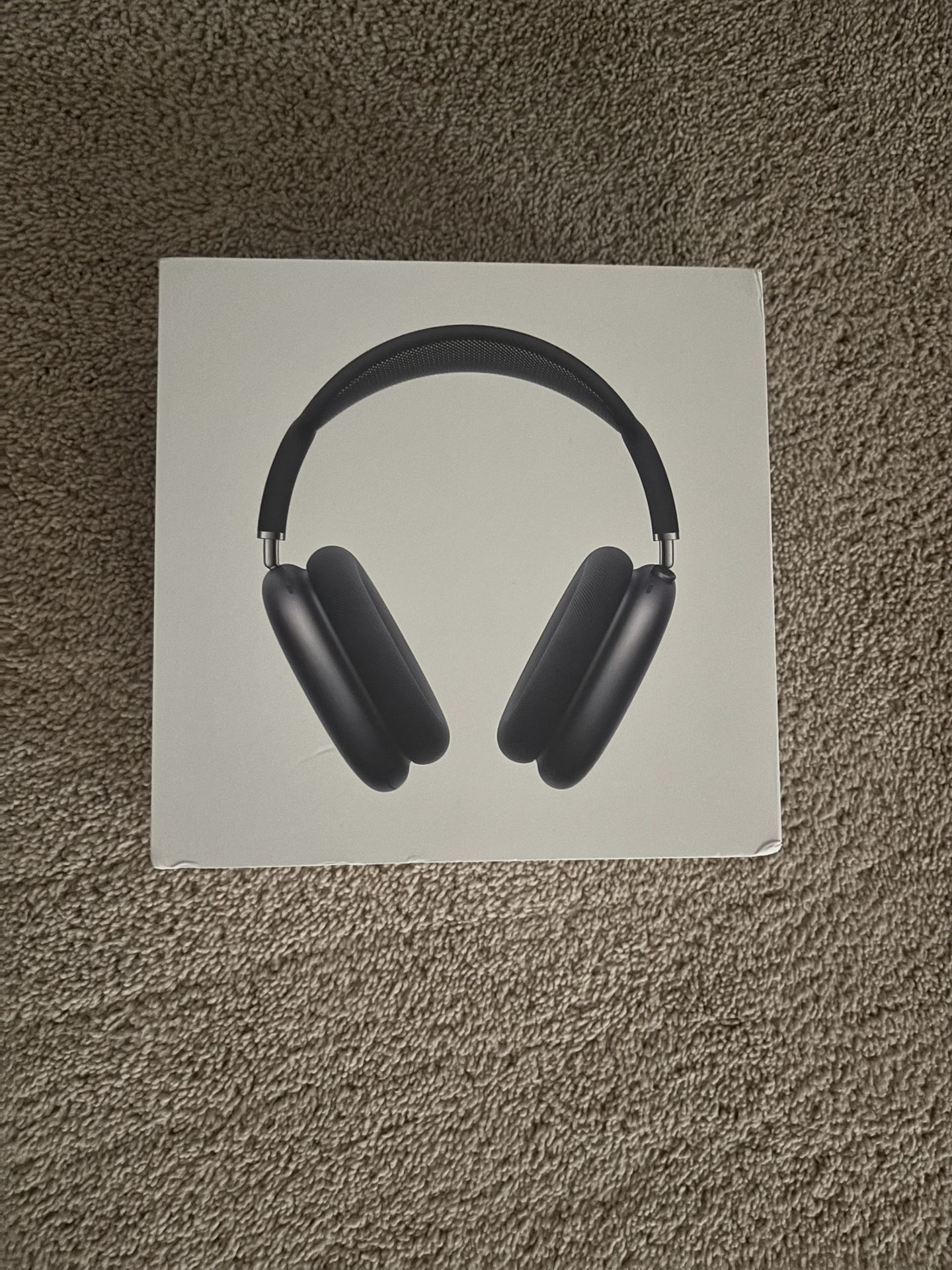 AirPod Maxes