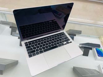 MacBook Pro 2020 16gb ram 512gb ssd