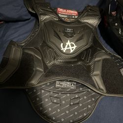 Cheat Vest And Helmet 