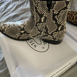 Steve Madden Boots