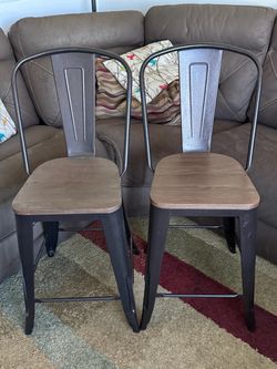 2 metal chairs