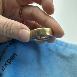 Gold Size 10 Oura ring 