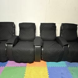 4 Couches, Power Reclining, USB charging Port